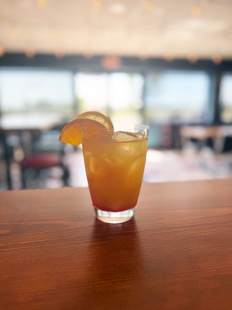 Social spots from Moxie Community Pub