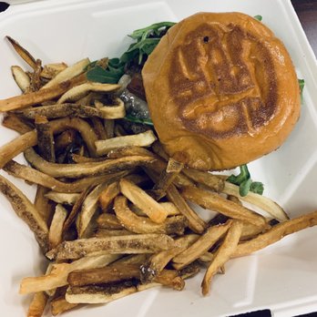 Roselily - Rose lily burger - New American Near Me - South Bend, Indiana