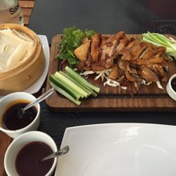 Oasis Alışveriş Kültür ve Eğlence Merkezi - Özel soslu pekin ördeği