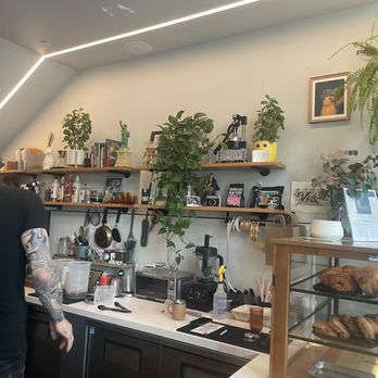 Virtu Coffee - Coffee & Tea Near Me - Los Angeles, California