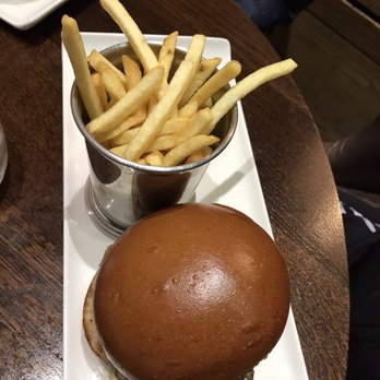 The Betjeman Arms - Bacon cheeseburger with chips - British Near Me - London, XGL