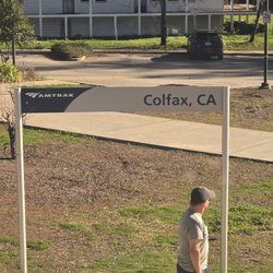 Colfax Amtrak Station - Pretty warm out
