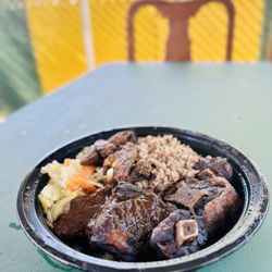 Tony's Jamaican Food - Jerk Chicken and Oxtail