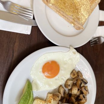 Salt & Pepper - Veggie breakfast - Cafes Near Me - London, XGL
