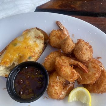 Pompano Joe's - Coconut shrimp lunch - Seafood Near Me - Destin, Florida Pompano Joe's - Coconut shrimp lunch - Seafood Near Me - Destin, Florida