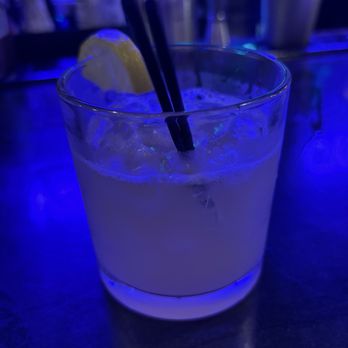 Velvet Gypsy - Mai Thai - Dive Bars Near Me - Tampa, Florida