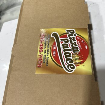 District Pizza Palace - Pizza Near Me - Arlington, Virginia