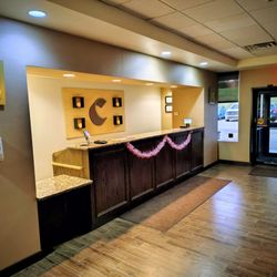 Comfort Inn - Front desk