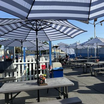 Pacific Beach Fish Shop - Patio - Seafood Near Me - San Diego, California Pacific Beach Fish Shop - Patio - Seafood Near Me - San Diego, California