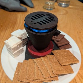 Moonraker Restaurant - Smores - New American Near Me - Pacifica, California