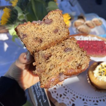 Savor A Bit - Choco Chip Banana Bread
Vegan + Gluten Free - Caterers Near Me - Pompano Beach, Florida Savor A Bit - Choco Chip Banana Bread
Vegan + Gluten Free - Caterers Near Me - Pompano Beach, Florida