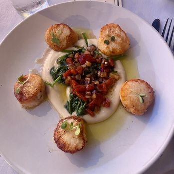 Floriana - Seared scallops - Bars Near Me - Wilmington, North Carolina