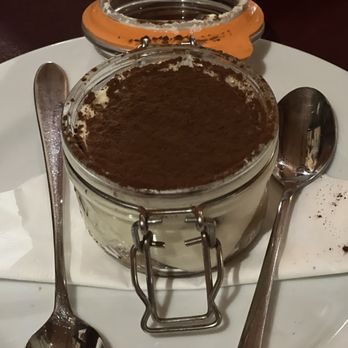 Al Vesuvio Pizzeria - Tiramisu - Pizza Near Me - Temple Bar, D Al Vesuvio Pizzeria - Tiramisu - Pizza Near Me - Temple Bar, D