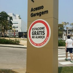 Golden Square Shopping - Promo na hr do almoco...