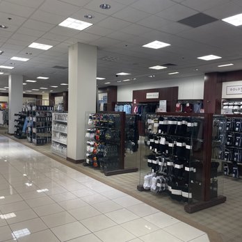 Macy's - Department Stores Near Me - Ventura, California