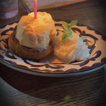 Kalaveras - Birthday surprise - Breakfast & Brunch Near Me - Fullerton, California