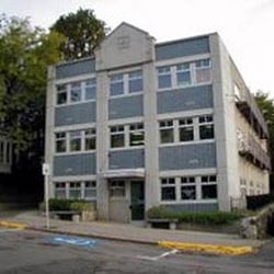 Ronald B Orr, DDS - 18 Moore Street