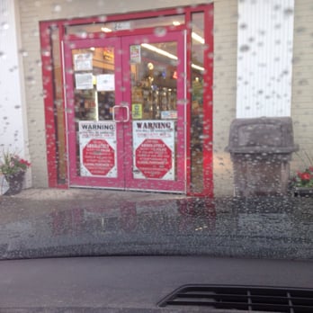 Consumer's Beverages - Rainy in Kenmore. Time for consumer beverages. - Beer, Wine & Spirits Near Me - Buffalo, New York