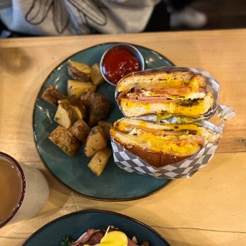 Tara Rose - Hangover Sandwich - Cocktail Bars Near Me - New York, New York