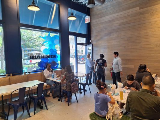 Mendocino Farms by null