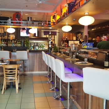 Sumo Sushi - A view of the bar and sushi area at Sumo Sushi in Maple Valley. - Sushi Bars Near Me - Maple Valley, Washington Sumo Sushi - A view of the bar and sushi area at Sumo Sushi in Maple Valley. - Sushi Bars Near Me - Maple Valley, Washington