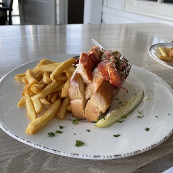Bluewater Grill - Lobster Roll - Seafood Near Me - Coronado, California