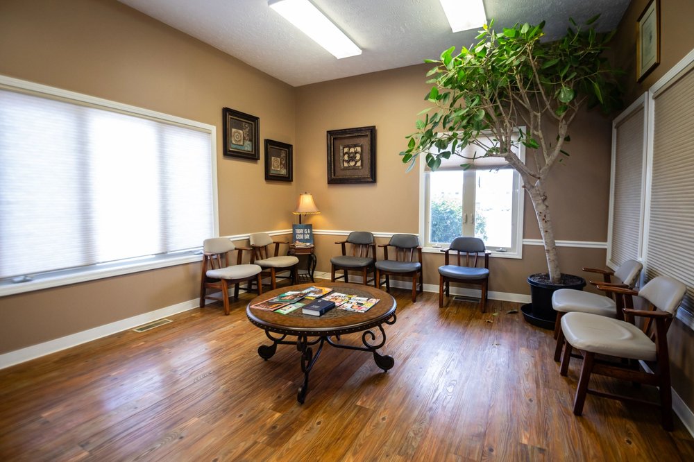 ROYAL FAMILY DENTISTRY Updated September 2024 15 Photos 3610 N