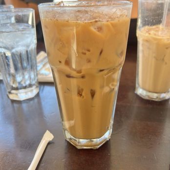 Bea Bea's - iced house latte - Coffee & Tea Near Me - Burbank, California Bea Bea's - iced house latte - Coffee & Tea Near Me - Burbank, California