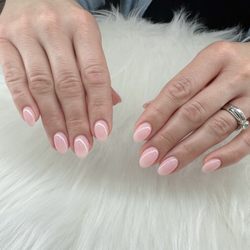 Her Nails Studio
