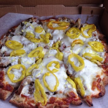 Giovanni's Pizza - Pizza Near Me - Lorain, Ohio