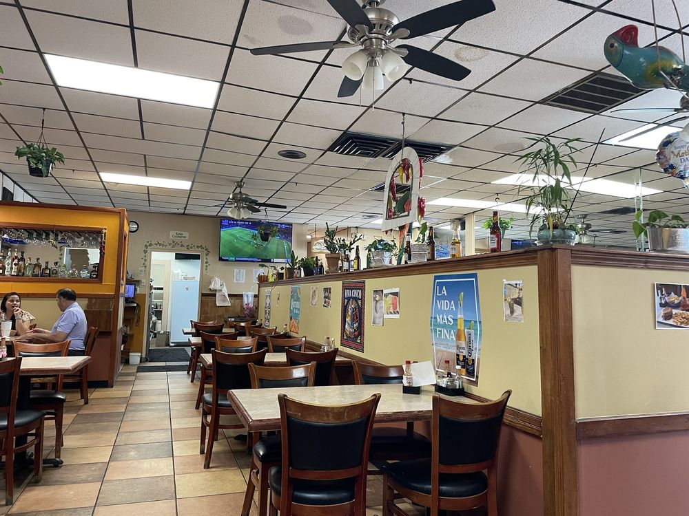 El Lorito Mexican Restaurant