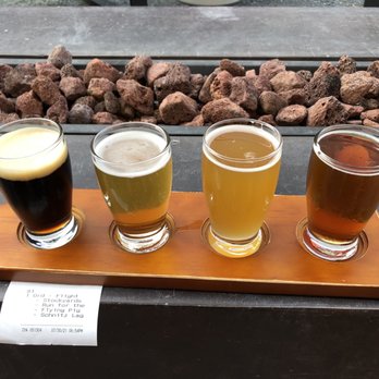 TEN20 Craft Brewery - Beer Flight (watered down and flavorless) - Breweries Near Me - Louisville, Kentucky