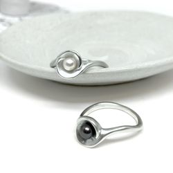 Matsu Jewellery - Mini Blossom Rings (R181) with white or grey freshwater pearl