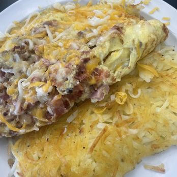 Pacific Diner - Meat lovers omelet - Breakfast & Brunch Near Me - Henderson, Nevada