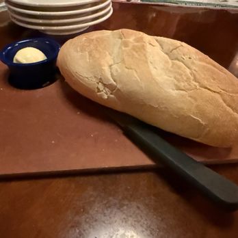 The Old Spaghetti Factory - Complimentary bread and butter - Italian Near Me - St. Louis, Missouri
