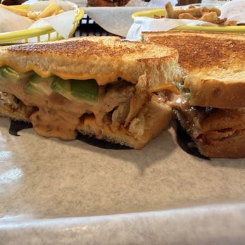 Yellow Basket Restaurant Wildomar - Sourdough Bacon Avocado Cheeseburger - American Near Me - Wildomar, California