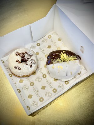 Saint Honoré Doughnuts & Beignets by null