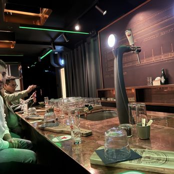 Heineken Experience - Museums Near Me - Amsterdam, New Hampshire