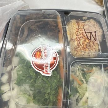 Ara's Shawarma - Mediterranean Near Me - Encino, California