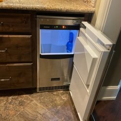 King Appliance Service - Ice machine maintenance