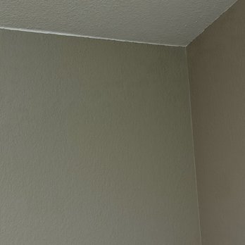Journey Michna Painting - Inconsistent job - Painters Near Me Journey Michna Painting - Inconsistent job - Painters Near Me