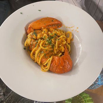Osteria la Busara - Linguine with lobster - Seafood Near Me - Venezia, VE Osteria la Busara - Linguine with lobster - Seafood Near Me - Venezia, VE