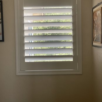 EsVata Window Covering - Hallway - Shutters Near Me - Chino, California EsVata Window Covering - Hallway - Shutters Near Me - Chino, California