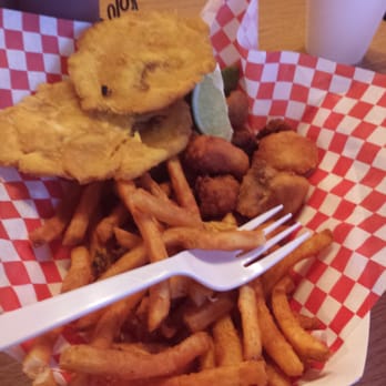 The Pit Bar-B-Q - Gator bite meal ($15.99) - Barbeque Near Me - Miami, Florida