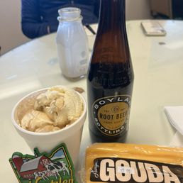 Rootbeer float! Fun magnet and some cheese! Rootbeer float! Fun magnet and some cheese!