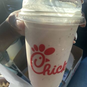 Chick-fil-A - Strawberry Milkshake - Fast Food Near Me - Pasadena, California Chick-fil-A - Strawberry Milkshake - Fast Food Near Me - Pasadena, California