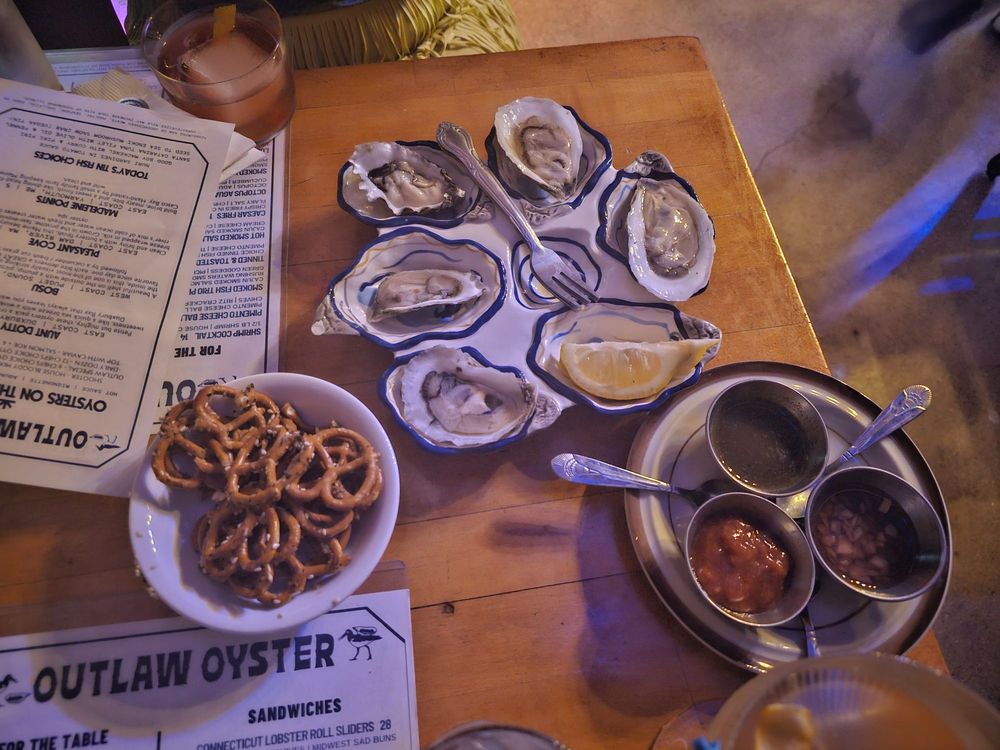 Food from Outlaw Oyster