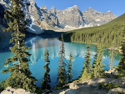 Moraine Lake by null