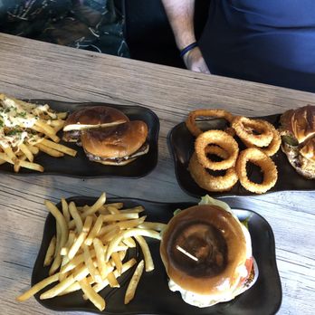 Beef N' Buns - Gaucho Burger Premium Prime Crispy Chicken Sandwich - Burgers Near Me - Orlando, Florida Beef N' Buns - Gaucho Burger Premium Prime Crispy Chicken Sandwich - Burgers Near Me - Orlando, Florida