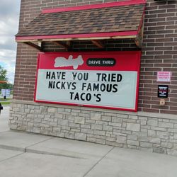 Nicky Vs